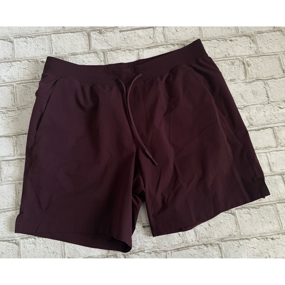 Lululemon Zeroed In Shorts Mens L Burgundy LM7BJ0S 7 Inch Inseam Linerless